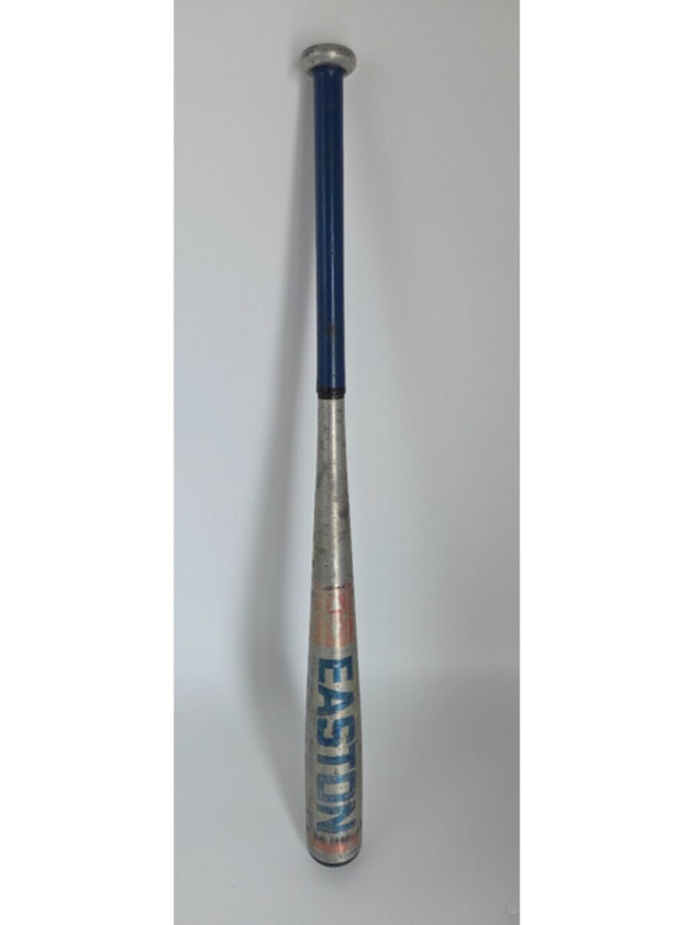 Easton Magnum K85 32285 Aluminum Baseball Bat 29.5” 2-1/2” Dia Thin Grip Used